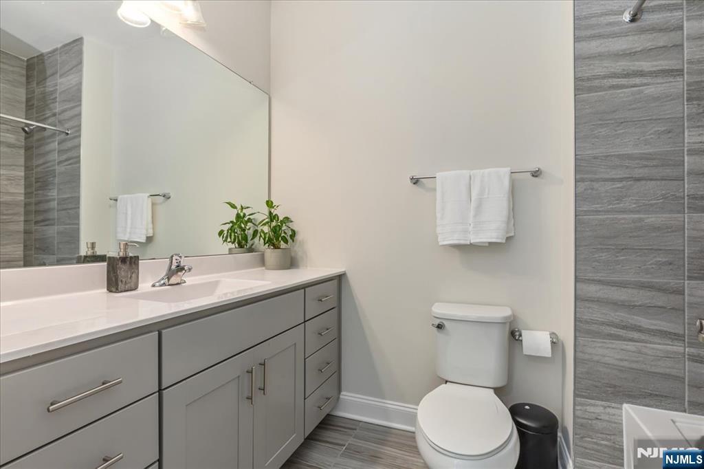 102 Abbe Road Little Falls, NJ 07424 - Photo 18 of 30