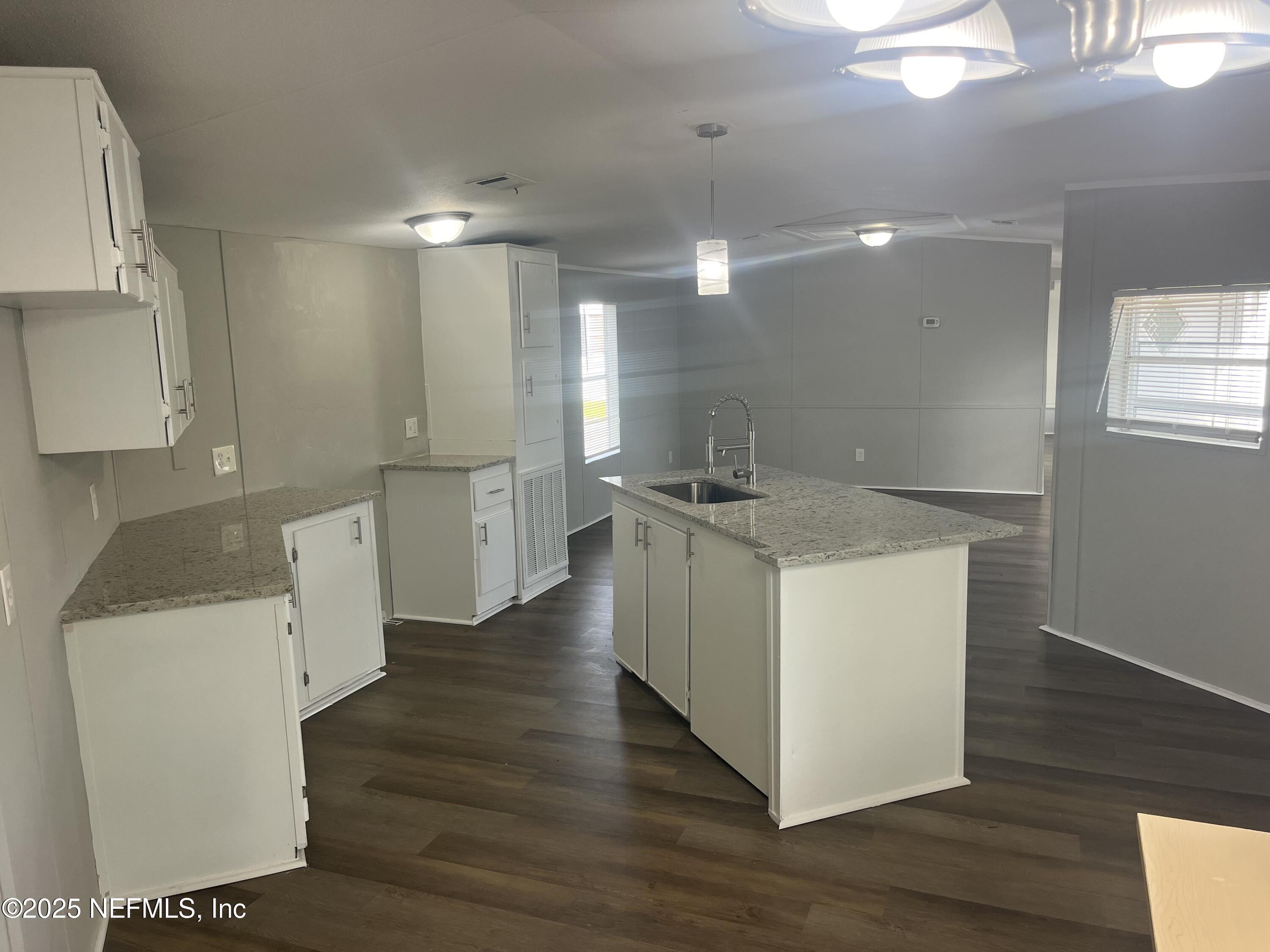 6539 Townsend Road, Unit 227 Jacksonville, FL 32244 - Photo 3 of 13 IMG_7097