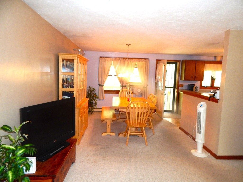 66 Cromesett Road Wareham, MA 02571 - Photo 5 of 25 Gallery Image 5