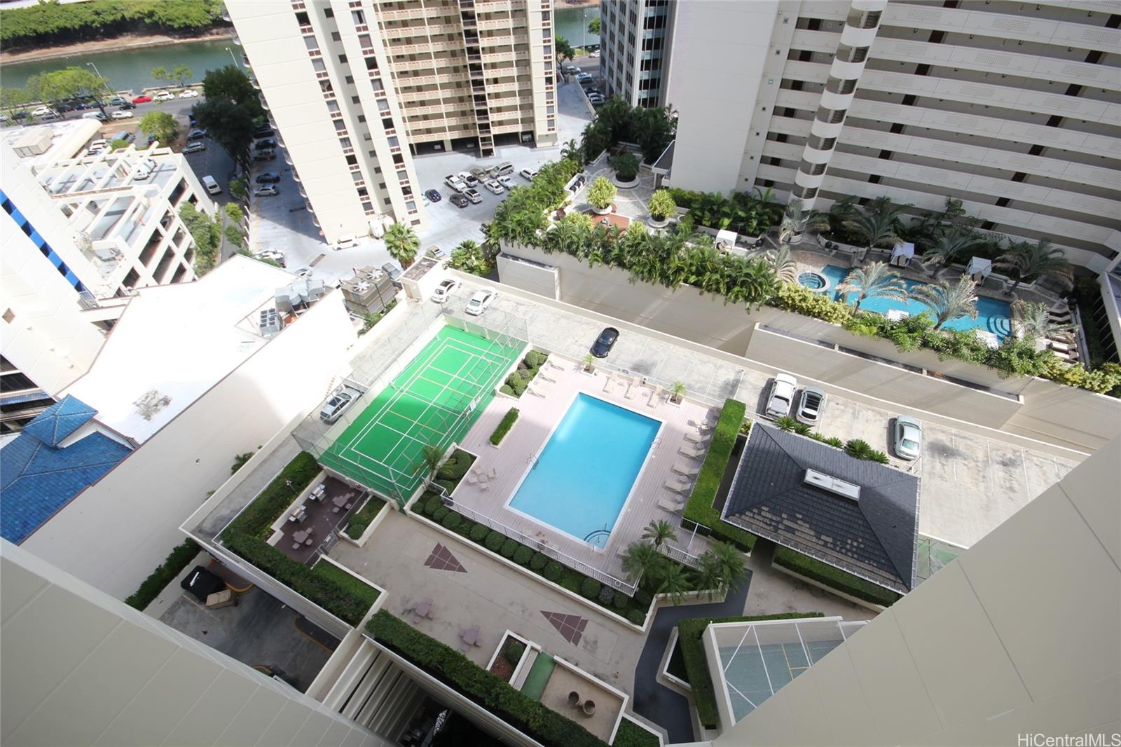 469 Ena Road, Unit 2007 Honolulu, HI 96815 - Photo 15 of 15 a view of outdoor space with seating area