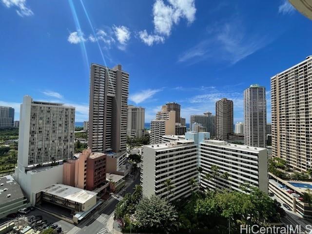 469 Ena Road, Unit 2007 Honolulu, HI 96815 - Photo 6 of 15 a view of a balcony with city view