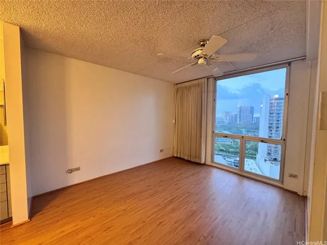 $3,100 | 469 Ena Road, Unit 2007, Honolulu, HI 96815