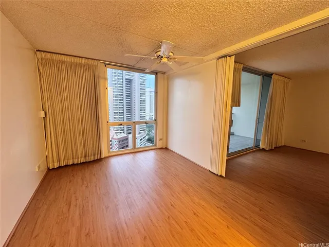 $3,100 | 469 Ena Road, Unit 2007, Honolulu, HI 96815