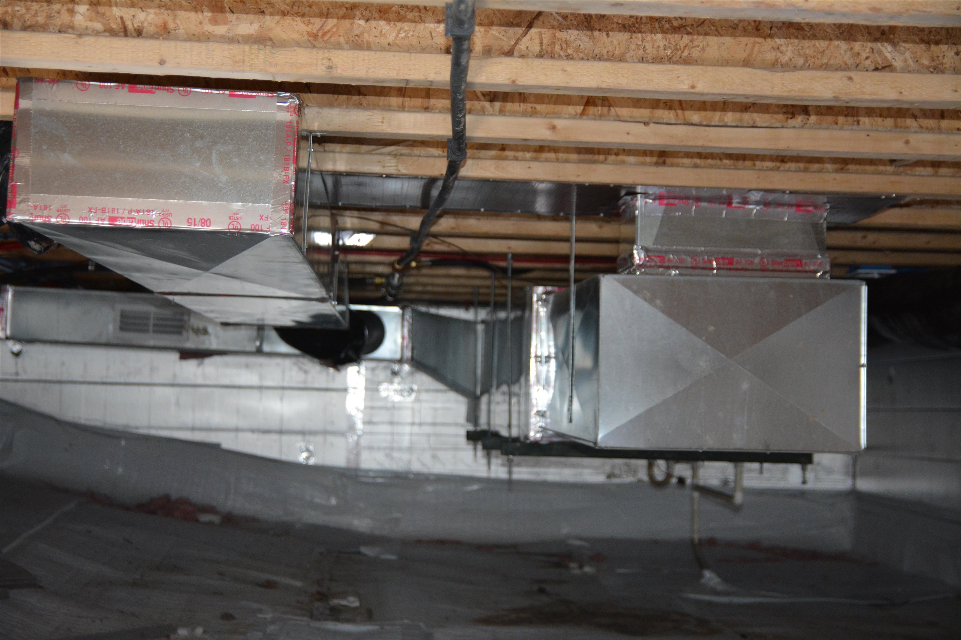 8950 South Sunnyview Road Traverse City, MI 49684 - Photo 38 of 46 1904594-37.JPG