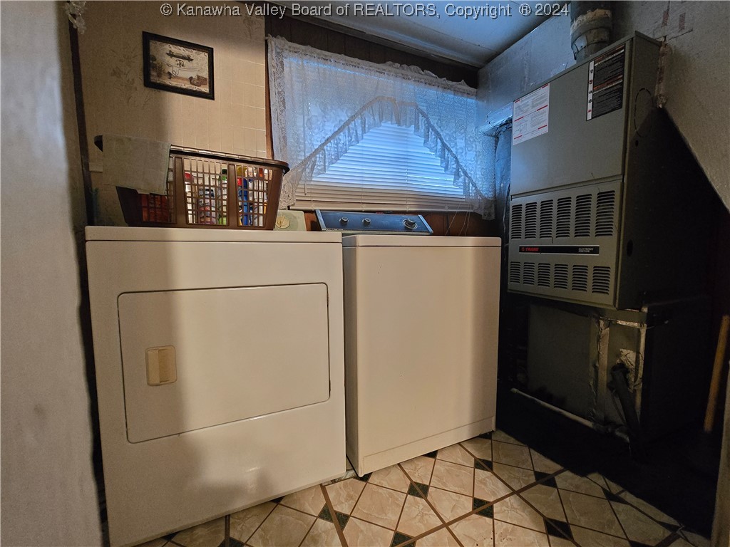 3899 Whitman Creek Road Logan, WV 25601 - Photo 16 of 29 Gallery Image 16