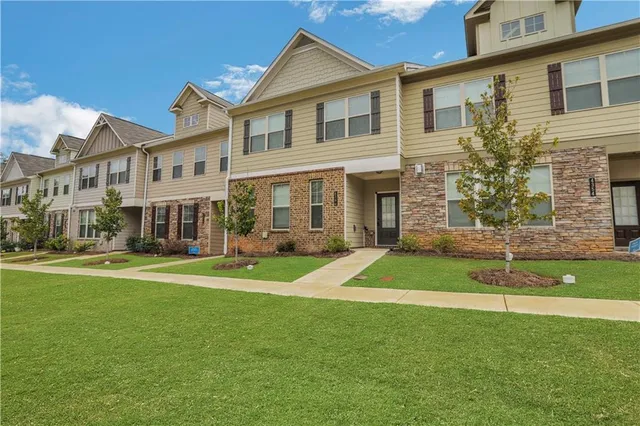 $2,600 | 4364 Sunny Oak Lane, Norcross, GA 30071