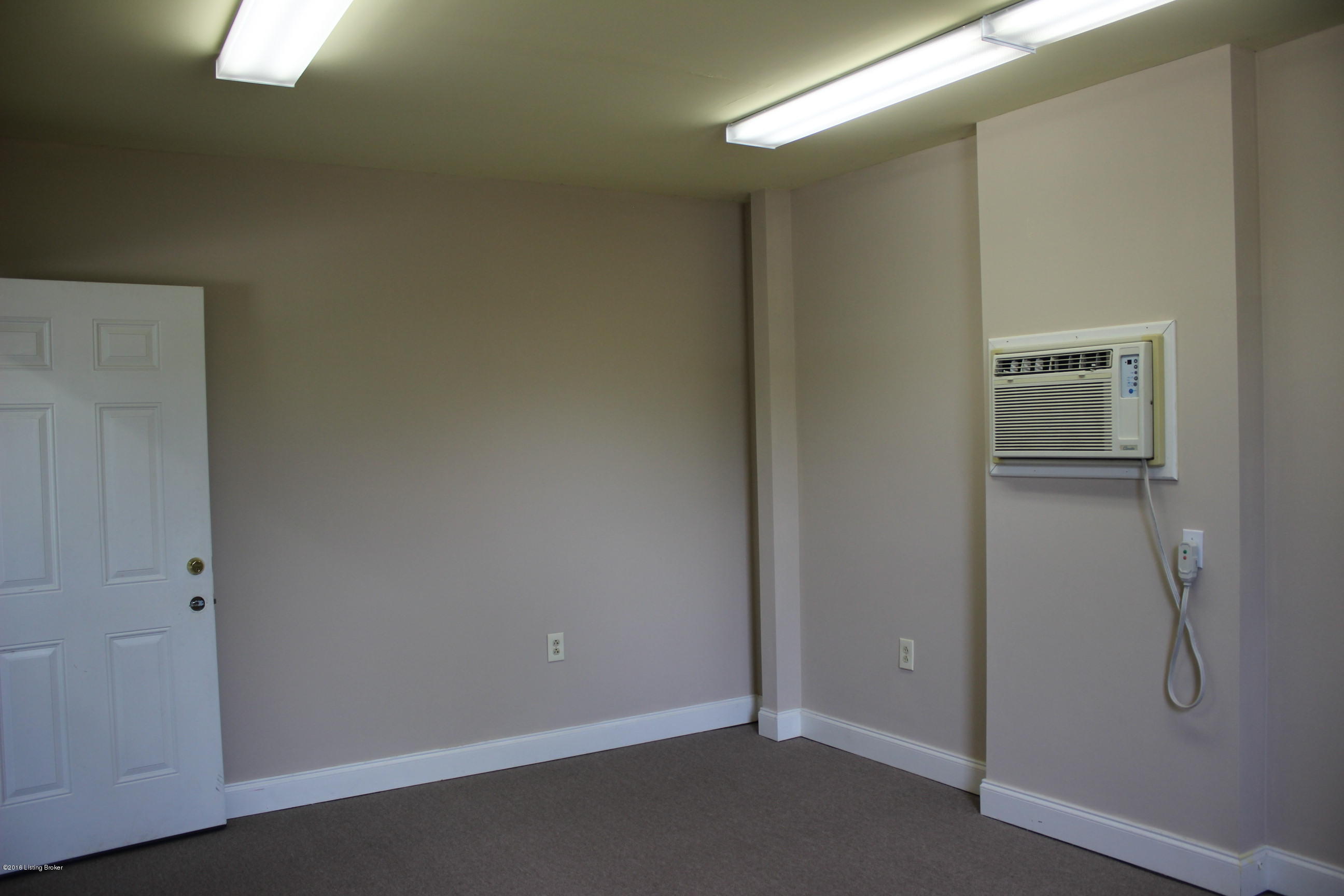 1902 McCoun Road Smithfield, KY 40068 - Photo 35 of 41 Garage Office1