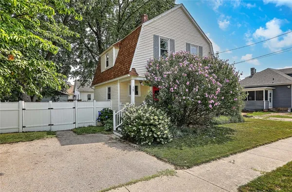 $449,000 | 15 Wollaston Street, Cranston, RI 02910