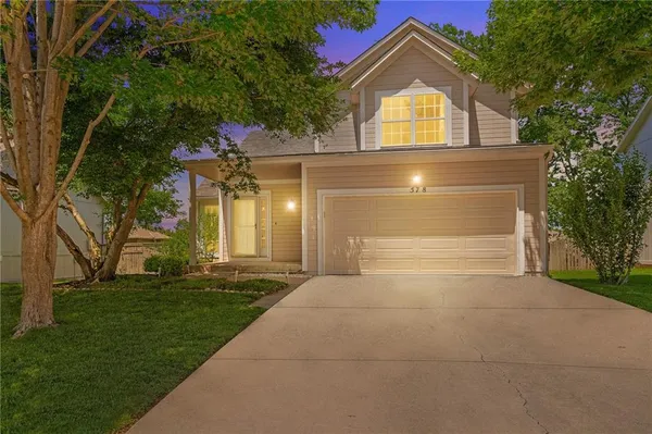 $400,000 | 578 West Layton Street, Olathe, KS 66061