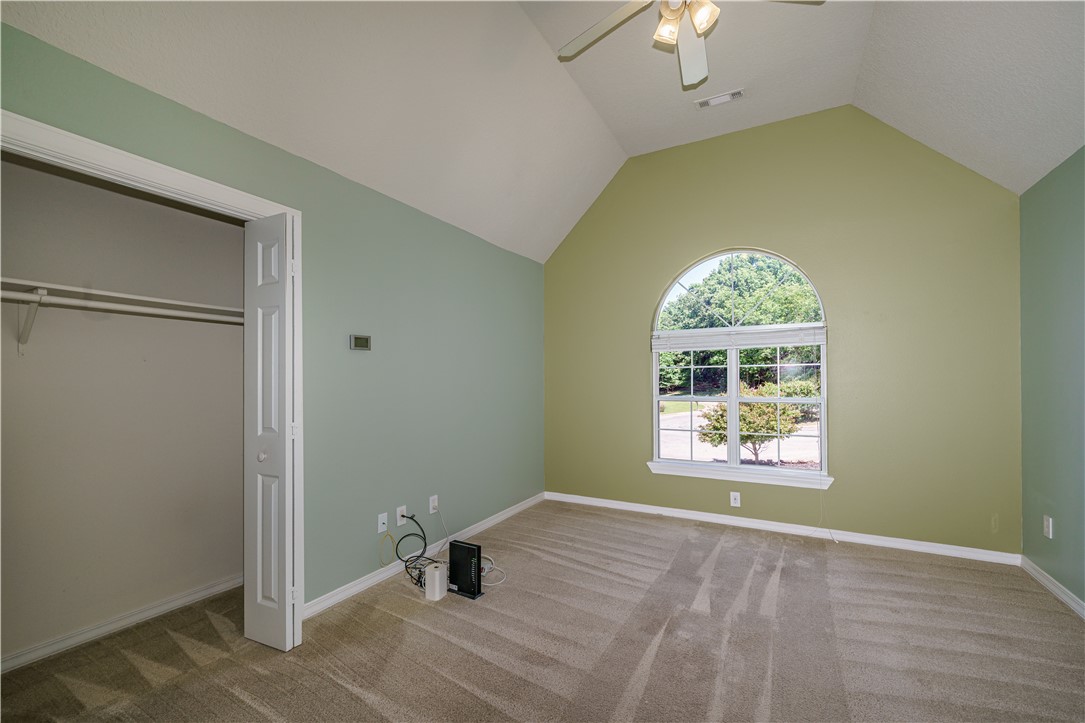 5723 Estate View Road Fayetteville, AR 72703 - Photo 17 of 39 One of three spacious guest bedrooms.