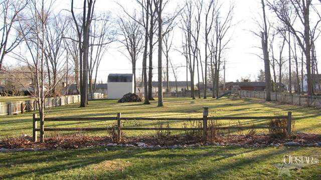 1127 West Ludwig Road Fort Wayne, IN 46825 - Photo 4 of 20