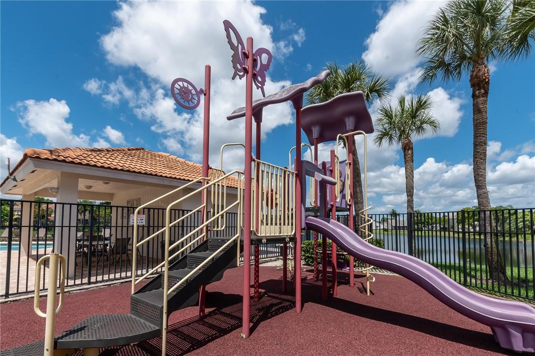 10303 Allegro Drive Boca Raton, FL 33428 - Photo 35 of 37 Photo 35