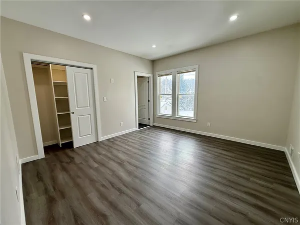 $3,500 | 125 Thomas Street, Utica, NY 13501