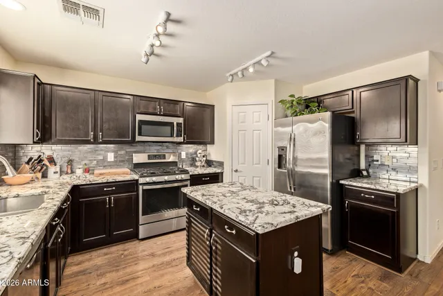 $599,900 | 2221 East Stacey Road, Gilbert, AZ 85298