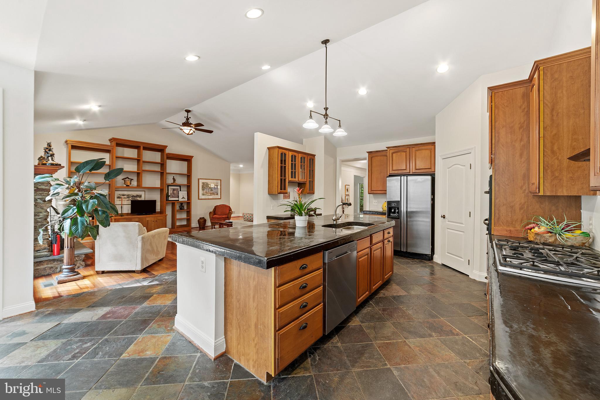 5496 Keyser Road Hume, VA 22639 - Photo 17 of 36 Gallery Image 17