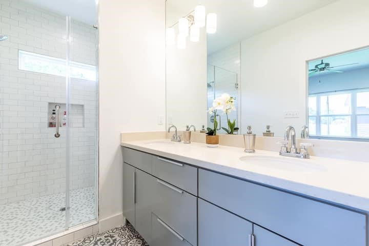 1753 Pasadena Street Houston, TX 77023 - Photo 18 of 26