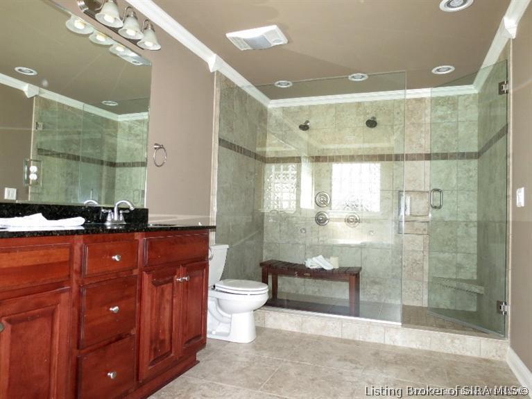 4073 Viewcrest Loop Floyds Knobs, IN 47119 - Photo 18 of 35 Gallery Image 18