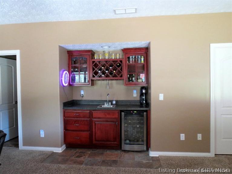 4073 Viewcrest Loop Floyds Knobs, IN 47119 - Photo 22 of 35 Gallery Image 22