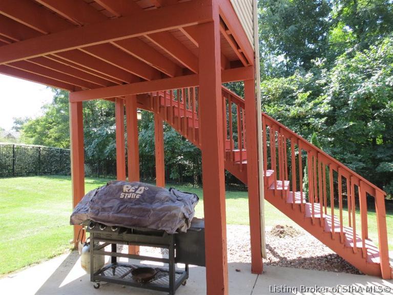 4073 Viewcrest Loop Floyds Knobs, IN 47119 - Photo 34 of 35 Gallery Image 34