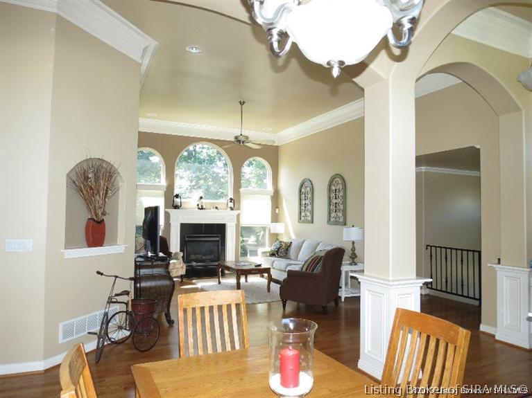 4073 Viewcrest Loop Floyds Knobs, IN 47119 - Photo 10 of 35 Gallery Image 10