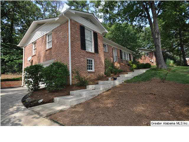 2204 Deerwood Road Birmingham, AL 35216 - Photo 2 of 21