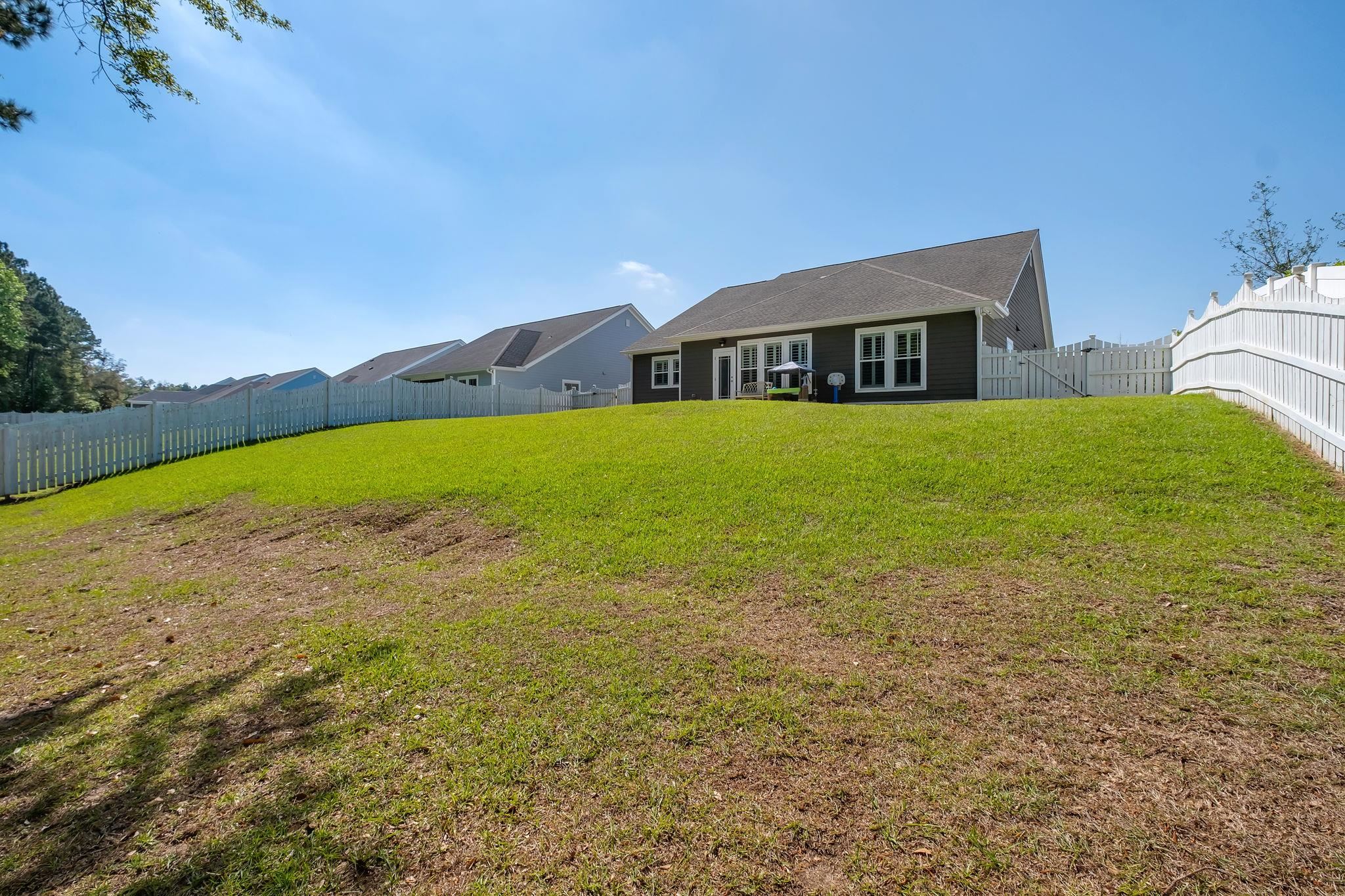 3297 Jasmine Hill Road Tallahassee, FL 32311 - Photo 2 of 25