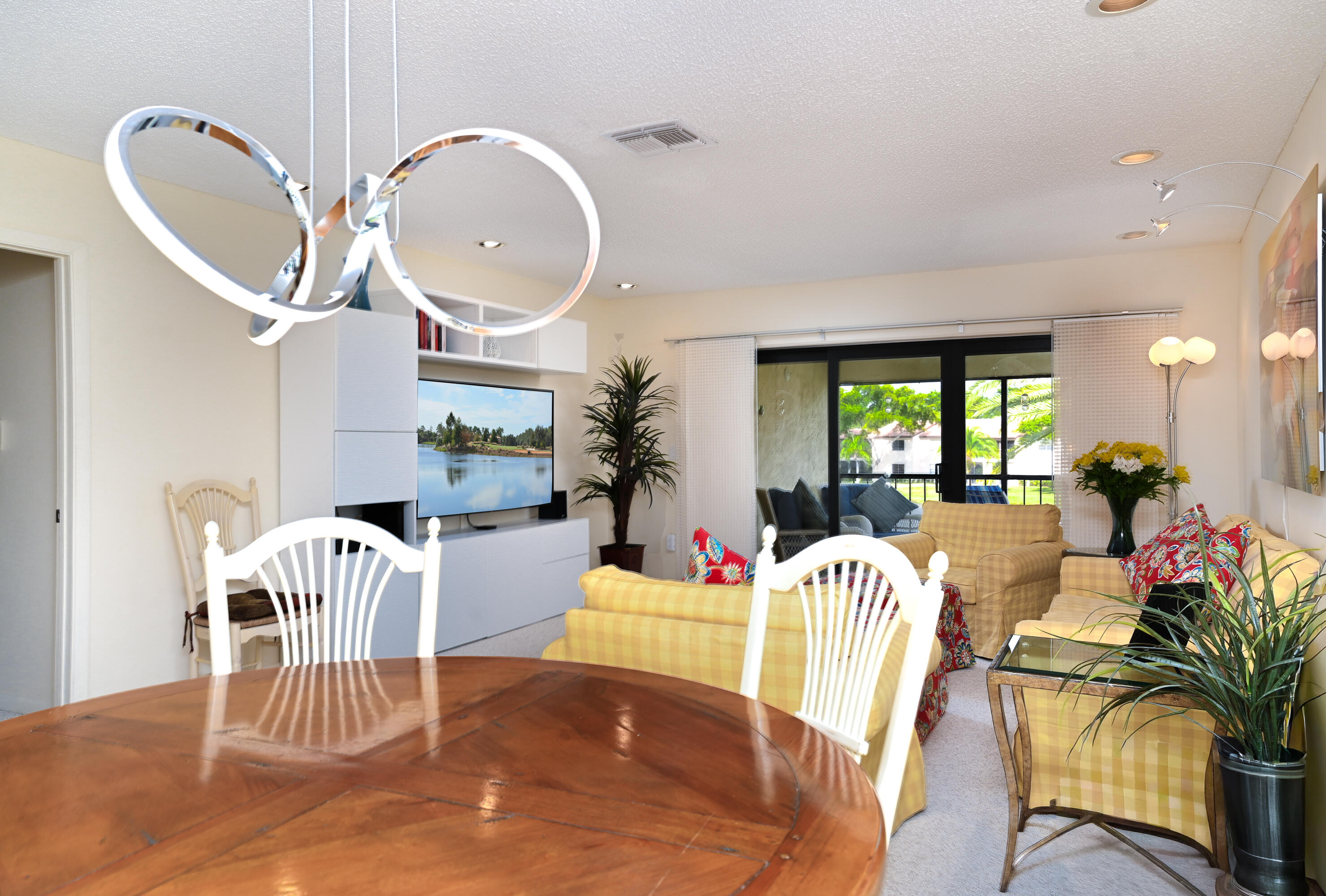 9259 Vista Del Lago, Unit 18J Boca Raton, FL 33428 - Photo 13 of 37 Lends toEasy Entertainment
