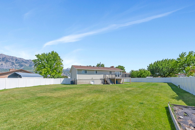 985 North 520 East Orem, UT 84097 - Photo 28 of 68