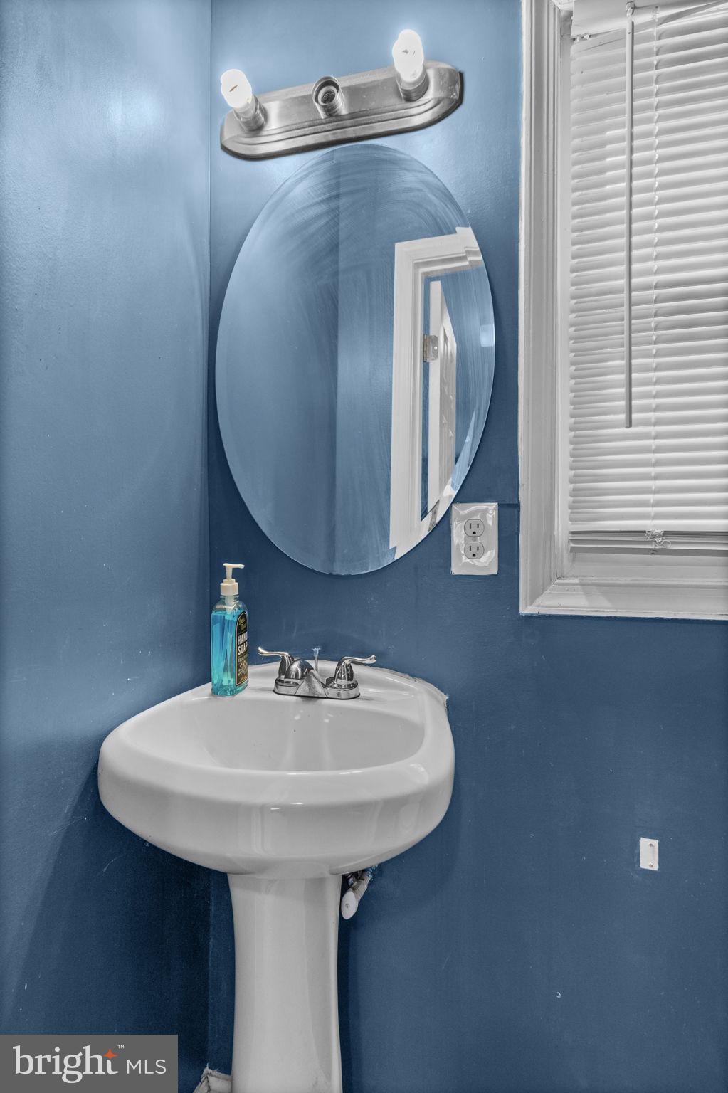 13245 Glen Level Drive Ruther Glen, VA 22546 - Photo 29 of 37 Bathroom