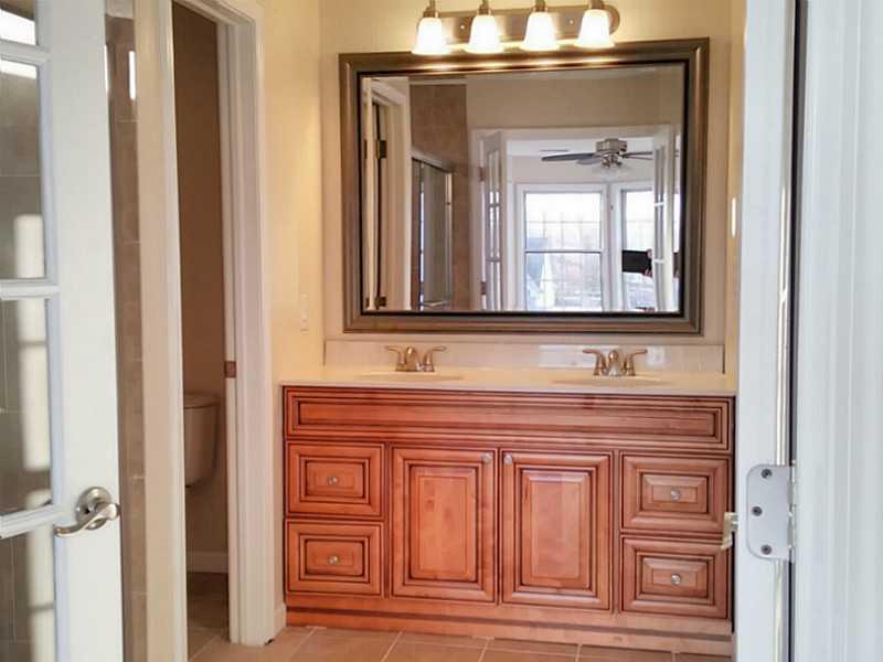 5614 Wakefield Road Greenwood, IN 46142 - Photo 10 of 16 Gallery Image 10