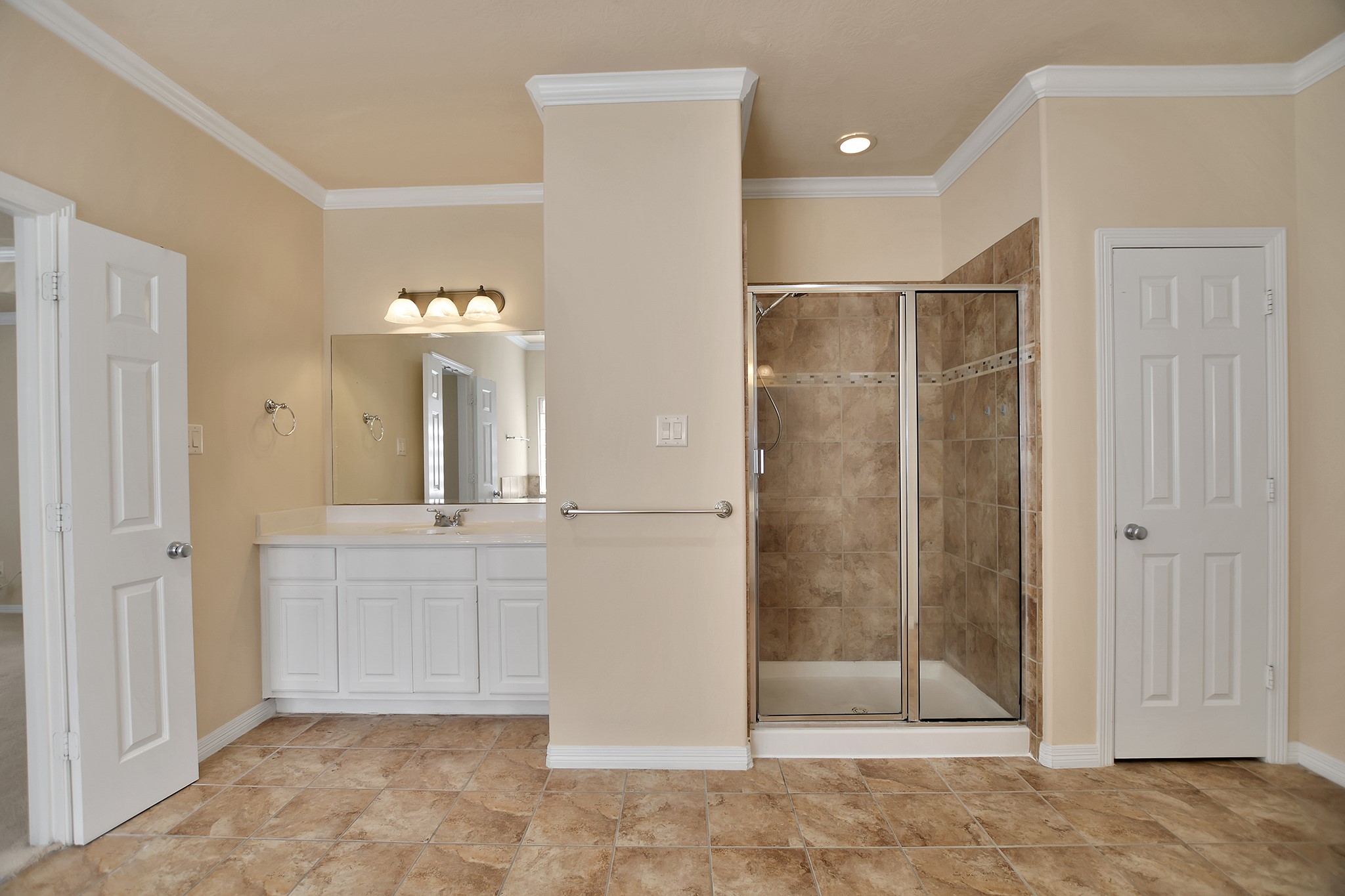 14459 Basalt Lane Houston, TX 77077 - Photo 20 of 35 Separate Shower.