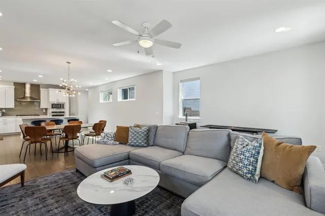 $899,999 | 5424 Anita Street, Dallas, TX 75206