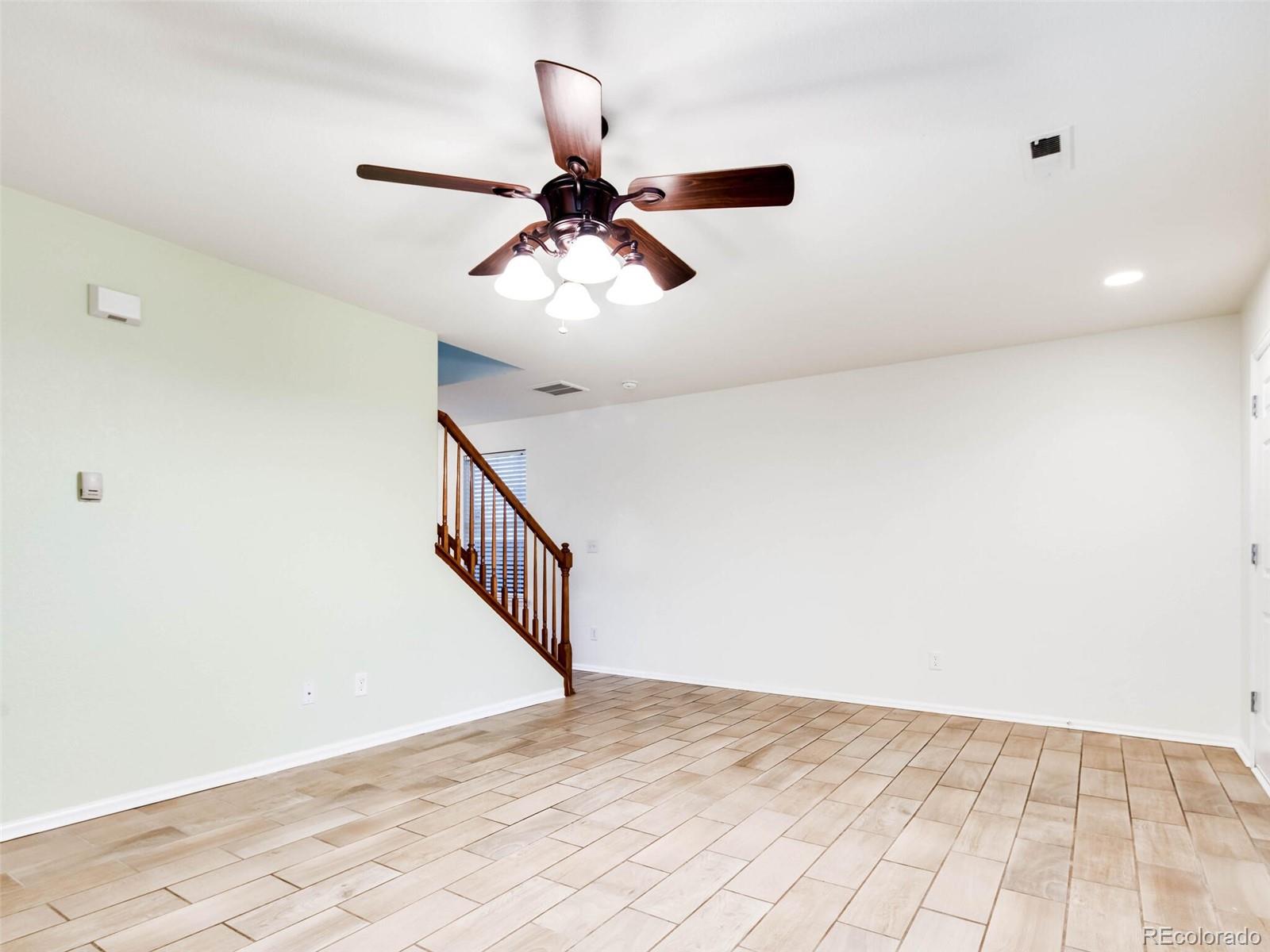 10686 Upper Ridge Road Longmont, CO 80504 - Photo 7 of 29 Gallery Image 7