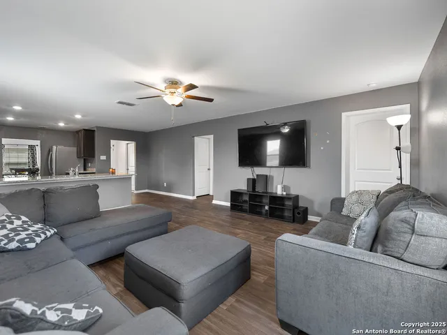 $279,000 | 4103 Hidden Hollow Isle, Von Ormy, TX 78073