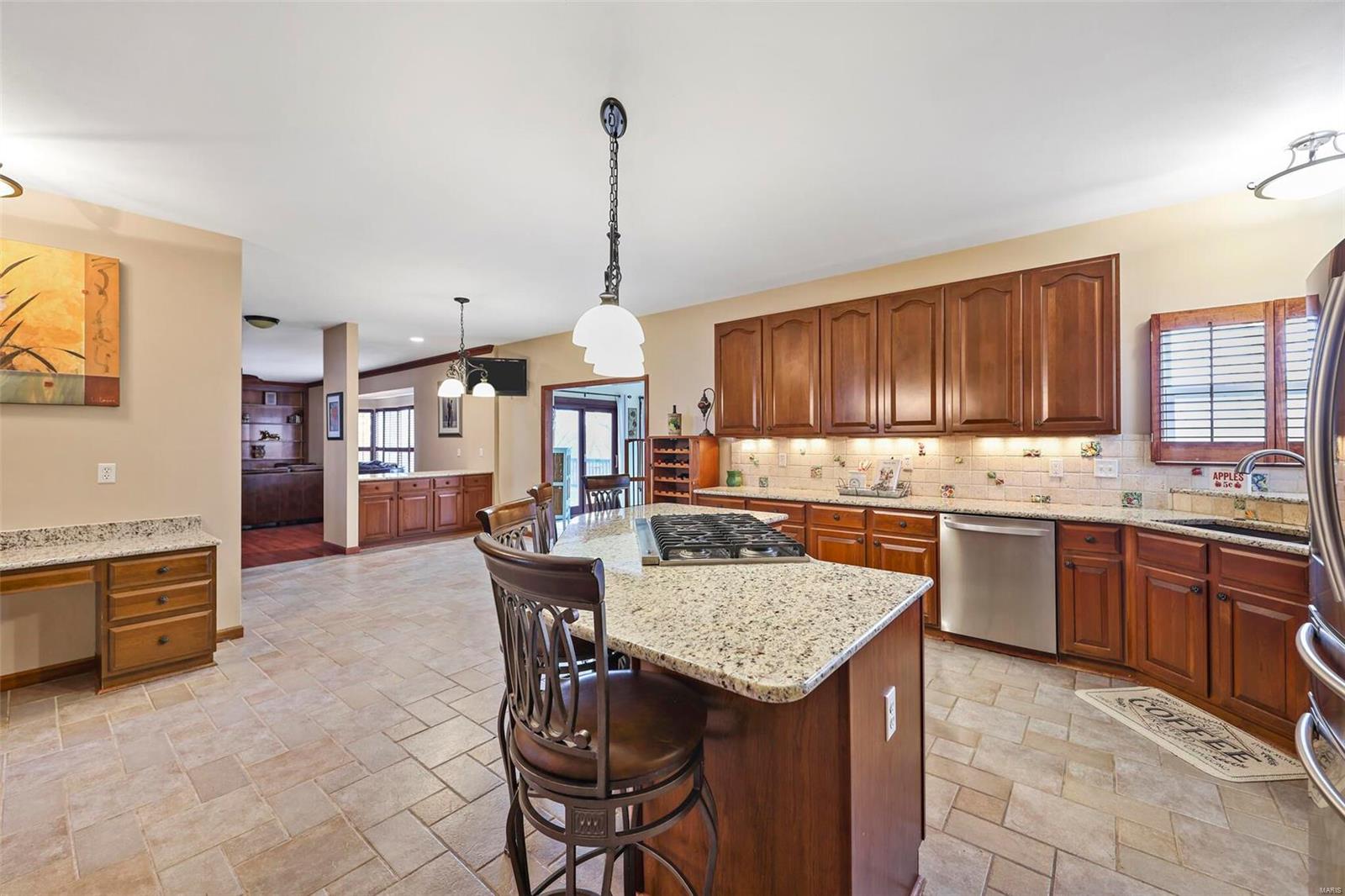 749 Castle Ridge Drive Ballwin, MO 63021 - Photo 24 of 78