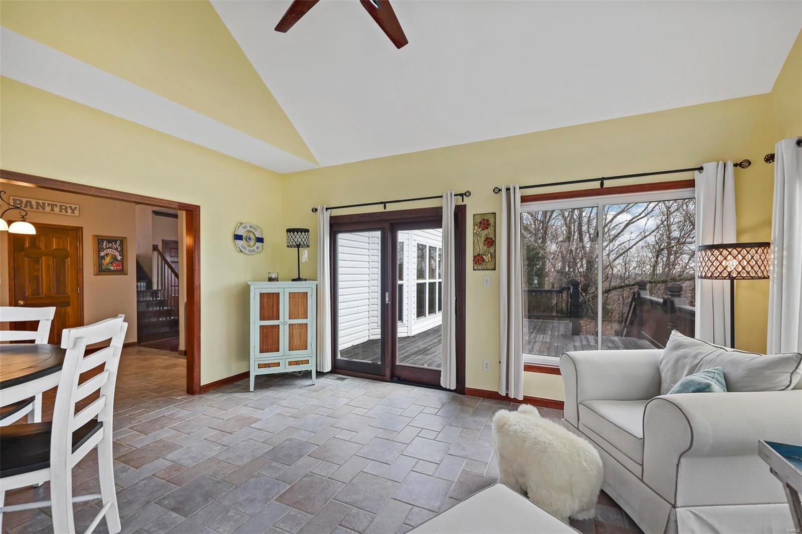 749 Castle Ridge Drive Ballwin, MO 63021 - Photo 32 of 78