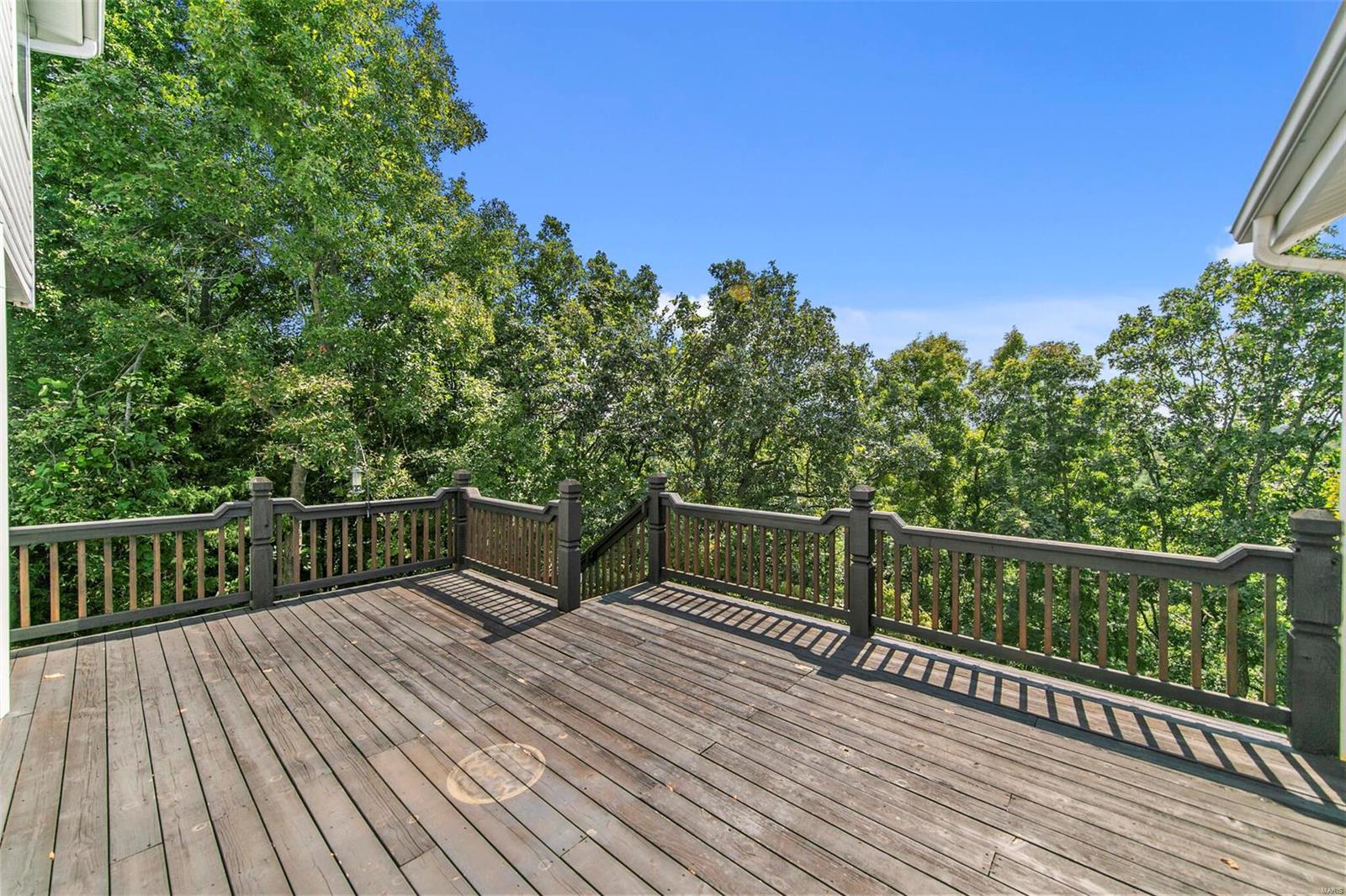 749 Castle Ridge Drive Ballwin, MO 63021 - Photo 10 of 78