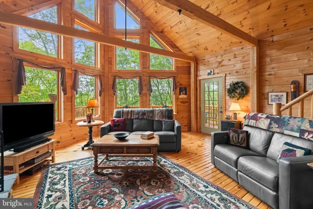 $579,900 | 114 Summit Road, Hazleton, PA 18202