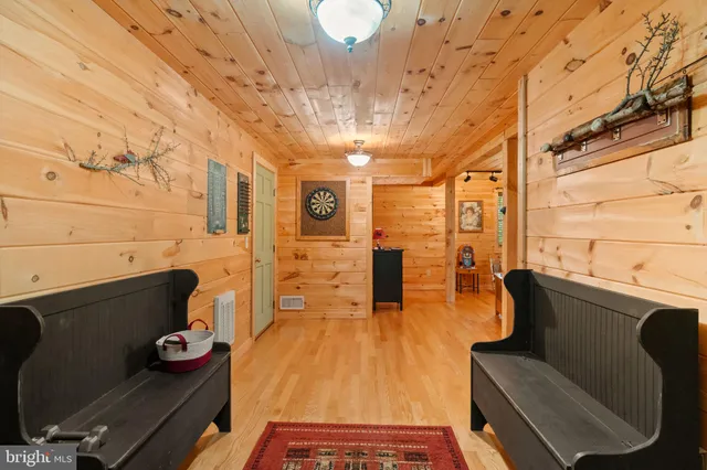 $579,900 | 114 Summit Road, Hazleton, PA 18202