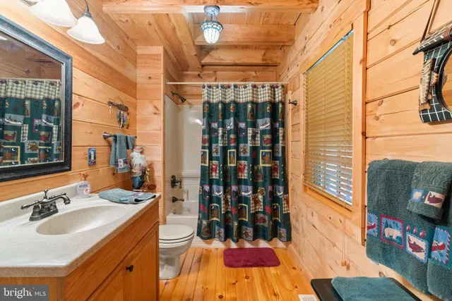 $579,900 | 114 Summit Road, Hazleton, PA 18202