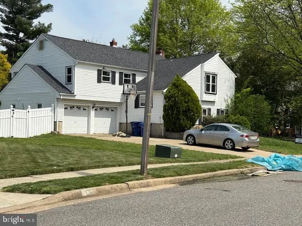 $525,000 | 112 Williamsburg Way, Mount Laurel, NJ 08054