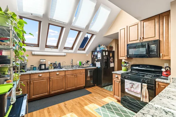 $1,250,000 | 542 Portland Avenue, St. Paul, MN 55102