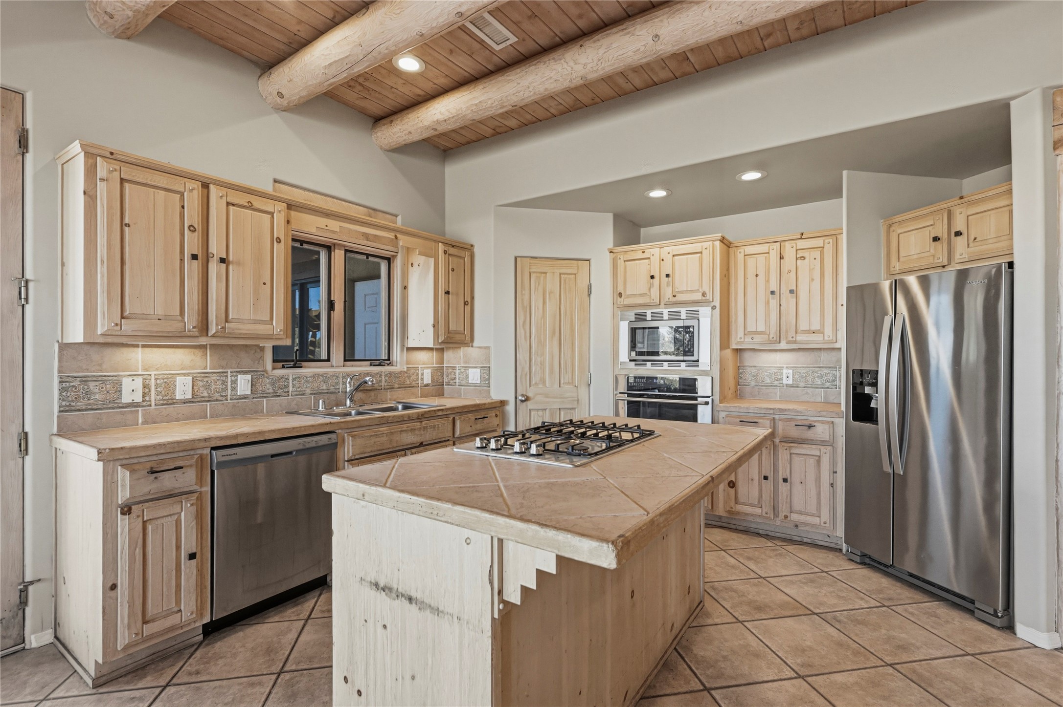 51 Rito Guicu Santa Fe, NM 87507 - Photo 9 of 62