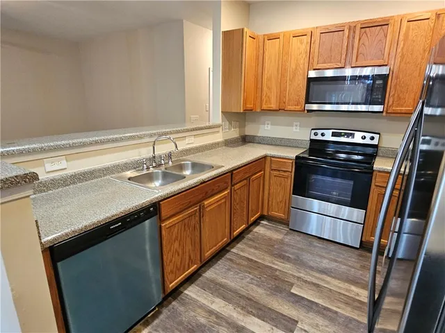 $1,900 | 2160 Spikerush Way, Buford, GA 30519