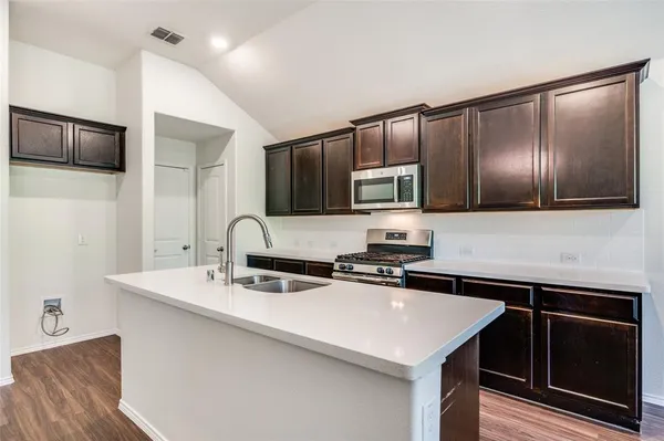 $2,000 | 2070 Alamandine Avenue, Cross Roads, TX 76227