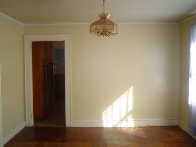 8 Pleasant Ridge Avenue Greenville, SC 29605 - Photo 4 of 11 Gallery Image 4