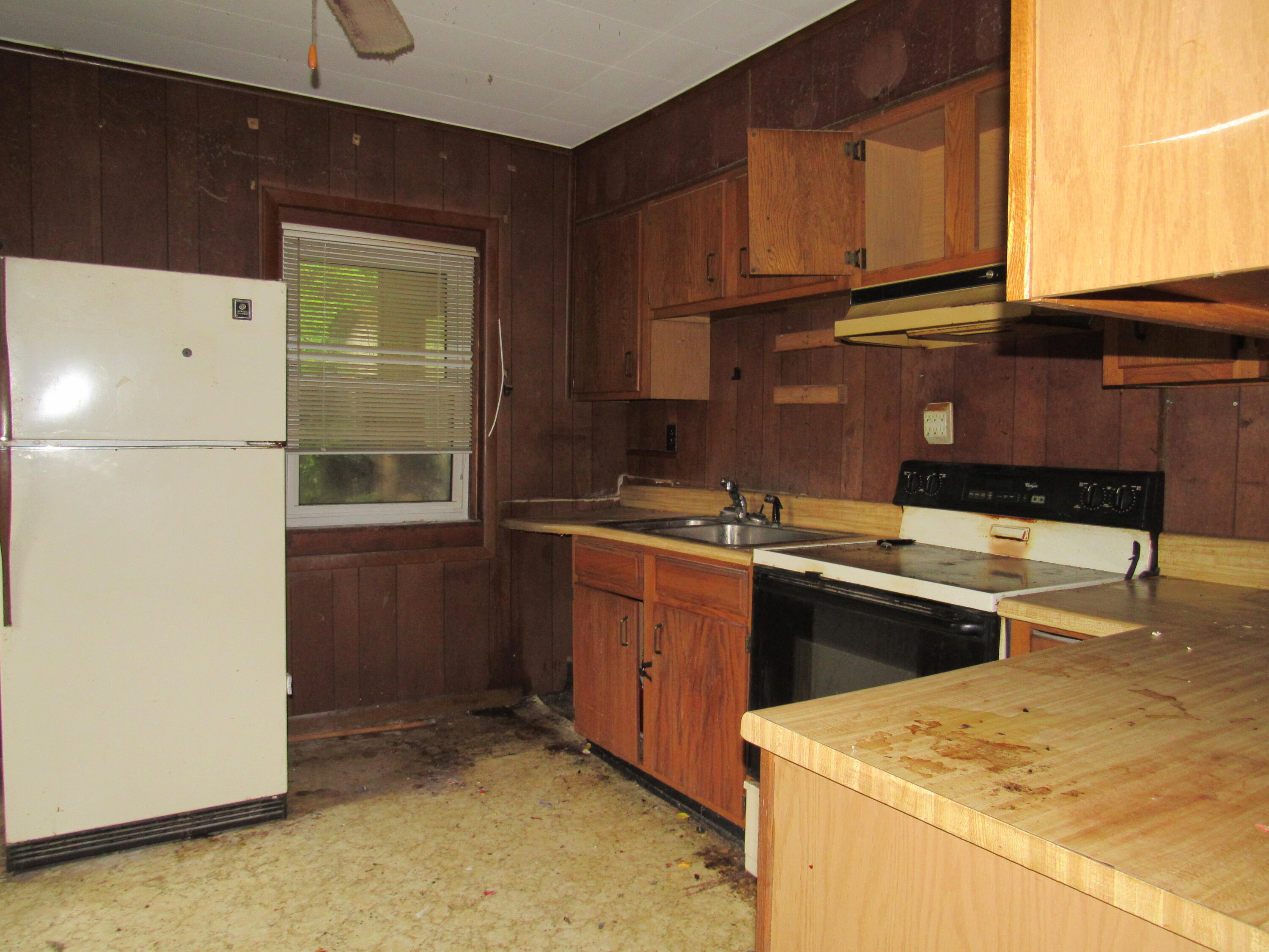 1652 Derby Road Appalachia, VA 24216 - Photo 12 of 24 IMG_4536
