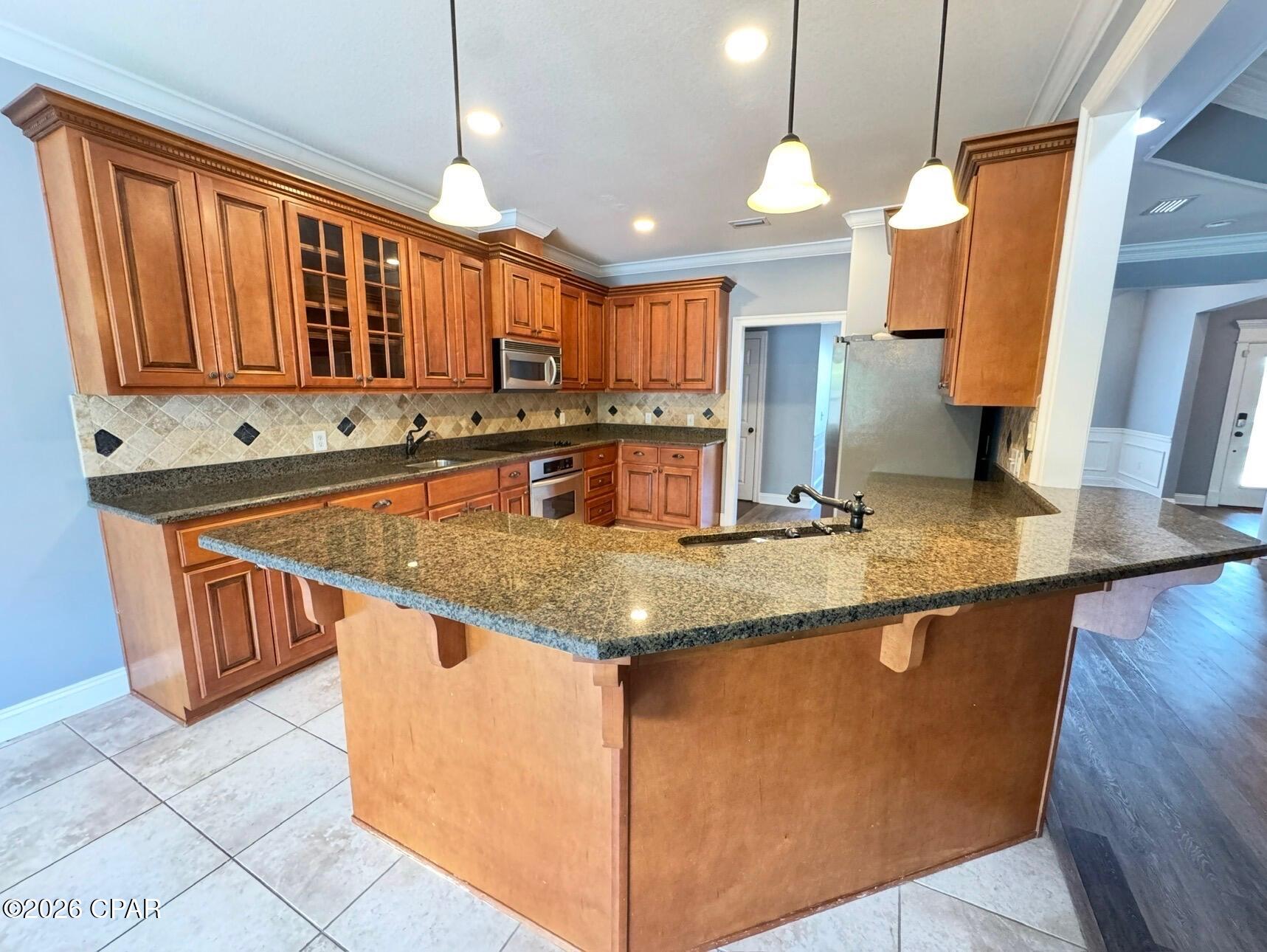 207 Lakeview Terrace Lynn Haven, FL 32444 - Photo 11 of 29 Gallery Image 11