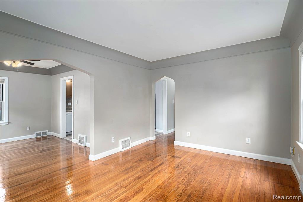 22614 Virginia Avenue Eastpointe, MI 48021 - Photo 10 of 18
