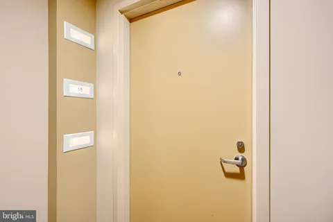 a picture of a bathroom